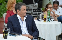 De Canio: Mi sembra che il Napoli sia stato poco brillante solo contro l&rsquo;Inter, domenica con la Roma...