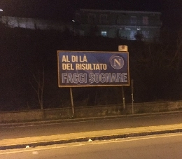 Spuntano i manifesti pro Napoli: Facci sognare, al di la del risultato! [FOTO]