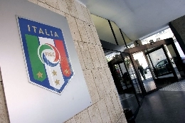 Commissione medica FIGC, Salini: Tamponi ogni 7 giorni, il numero attuale &egrave; fuori luogo! Riapertura stadi? Non se n'&egrave; parlato