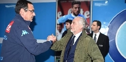 RETROSCENA - De Laurentiis incontra Sarri e la squadra negli spogliatoi: reazione a sorpresa del patron