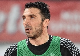 Sky, De Bellis: Higuain ha sbagliato un rigore, Buffon ha commesso un errore contro il Tottenham