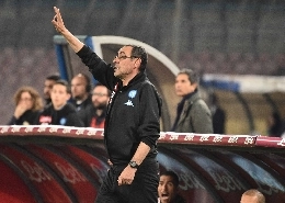 Sette finali per riacciuffare la Champions, il Napoli ci crede: a Castel Volturno diktat di Sarri, ma c'&egrave; una preoccupazione