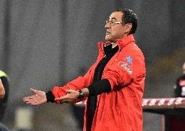 A San Siro per continuare a credere al secondo posto, Sarri cambia il suo Napoli: si cercher&agrave; di fronteggiare l'impatto fisico dell'Inter