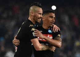 Allan festeggia la convocazione alla Coppa America. Si brinda col prosecco targato 'Hamsik'. Poi la dedica all'ex compagno: Ciao bocell&ograve; [VIDEO]