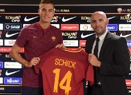 Roma, le prime parole di Schick: Sto bene fisicamente, non vedo l'ora di iniziare! Apprezzo l'allenatore e il suo gioco, &egrave; la scelta giusta
