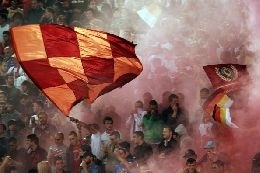 Senti come puzza Napoli. Forgione contro i cori dei tifosi della Roma: Mi fanno pena, sono solo dei vigliacchi [VIDEO]