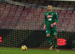 Caso portiere, il Napoli ne cambia almeno due! Ci sono tre nomi che piacciono a De Laurentiis, Giuntoli pronto a fare il possibile per tenere anche Sepe