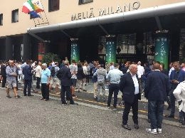 Calciomercato, si chiude il 31 gennaio! Gazzetta: Compromesso vecchio stile, le big ritenevano dannosa quest'inversione di marcia