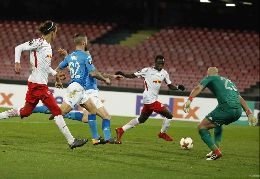 Lipsia, Bruma e Kampl indisponibili per la sfida contro il Francoforte: saltano anche la gara col Napoli?