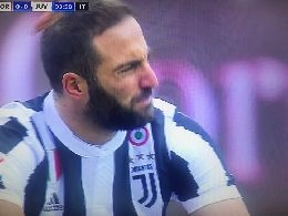 Sky - Forte contusione per Higuain, la Juve in ansia per le condizioni del Pipita