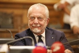 De Laurentiis: Juve-Napoli? Andiamo l&igrave; tranquilli e sereni, vinca il migliore. Ancelotti? Un amico di vecchia data. Rebus formazione? Meno male! Visto che furia Malcuit?
