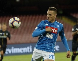 Napoli ad un passo dal vantaggio, clamoroso palo di Zielinski!