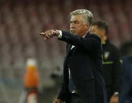 Imparato: Per lo scudetto &egrave; corsa a tre! Il napoletano ha anche altre cose a cui pensare oltre che andare allo stadio...