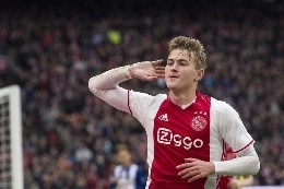 Tuttosport: Forte pressing della Juve per de Ligt: contatti con Raiola, viene valutato 70 milioni