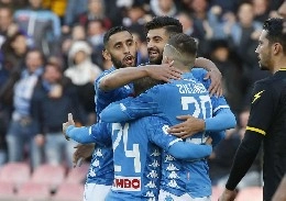 Repubblica - Tre ballottaggi per il Napoli in vista della SPAL: Ghoulam-Luperto, Zielinski-Verdi e la coppia d'attacco
