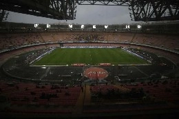 Napoli-Zurigo, biglietti in vendita da domani: curve a 14 euro, prezzi popolari per i tifosi azzurri