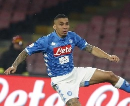 Napoli-Torino, arriva un giusto giallo per Allan per un'entrata in ritardo su Baselli