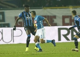 Zapata resta nel mirino del Napoli, Tuttosport sicuro: Se salta James si punter&agrave; su un centravanti