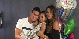 Claudia Garcia: Venire a Napoli per James significa stare vicino alla figlia. Sorpresa dal Real