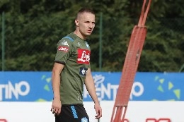 Ceccarini: Offerta da 16 milioni del Genoa per Rog ma occhio al Cagliari: pu&ograve; tornare alla carica!