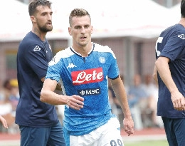 Il Roma - Milik vuole il rinnovo a 3.5 mln: il Napoli lo accontenter&agrave; solo in un caso