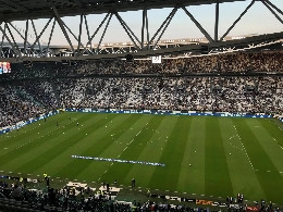 Juventus, caos in Curva Sud: torna il gruppo costretto ad emigrare per non aver cantato i cori contro i napoletani