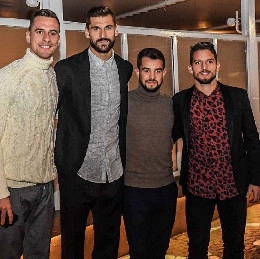 Younes posta un'immagine della serata con Milik, Llorente e Mertens [FOTO]