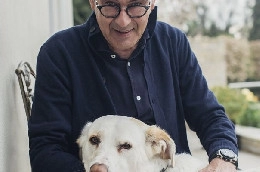Sarri, Napoli e la favola del cane 'partenopeo' Ciro: poteva morire in volo, il mister noleggi&ograve; un jet privato