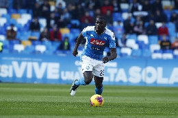 The Sun - Pronta l'asta internazionale per Koulibaly, lo United torna alla carica: il Napoli abbassa le pretese