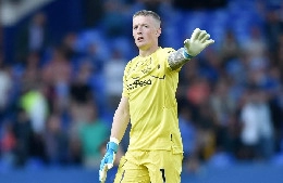 Everton, minacce a Pickford dopo l'infortunio provocato a van Dijk: il portiere assume le guardie del corpo