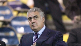 Coronavirus, lutto nel mondo del calcio: &egrave; morto l'ex presidente del Real Madrid Sanz, vinse due Champions