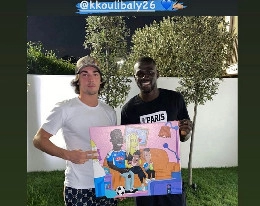 Koulibaly 'Simpsonizzato': questo il ritratto ricevuto in regalo da Steart [FOTO]