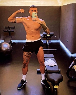 Petagna in versione mister muscolo [FOTO]