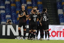 Milan in vantaggio: Ibra anticipa Koulibaly e batte Meret sul secondo palo