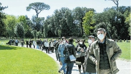 Vaccini, in Campania ancora 200mila dosi in meno! La denuncia di De Luca
