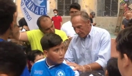 Zeman torna a Napoli, entusiasmo allo Scugnizzo liberato: Non ti abbiamo mai dimenticato mister [FOTO]