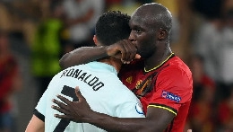 Cristiano Ronaldo getta la fascia: ecco poi cosa gli ha detto Lukaku [VIDEO]