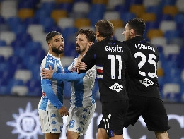 Repubblica - Insigne e Mario Rui in extremis per la panchina col Leicester