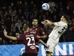 Ore decisive, tra poco si avr&agrave; il risultato dei tamponi: Napoli-Salernitana ancora a rischio