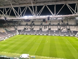 Sky - Consiglio di Lega straordinario, nessuno stop al Campionato: ci sar&agrave; da subito l'inserimento di nuove regole