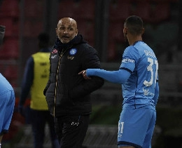 CorSport - Solo un addio immediato di Ghoulam porterebbe un nuovo terzino: ci sono altri due nomi oltre Mathias Olivera