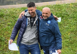 Oggi anche Pampa Sosa in Curva A: il Napoli gli ha regalato i biglietti | VIDEO