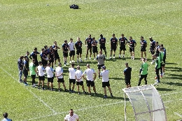 Ritiro Castel di Sangro Napoli, giorno 3: dal <i>cerchio magico</i> alle magie in campo, tutti gli scatti della seduta | FOTOGALLERY