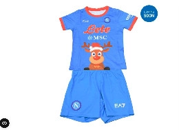 La SSC Napoli lancia set gara Junior Natale: maglia speciale dedicata ai bambini | FOTO