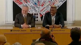 Osimhen-Napoli, tra rinnovo e deadline per offerte choc: il club non intende restare in stand-by | ESCLUSIVA
