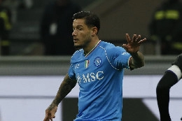 Empoli-Napoli, subito un cambio per Calzona ad inizio ripresa: dentro Mazzocchi per Natan