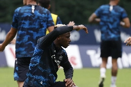 Osimhen striglia Ngonge durante la partitella: il motivo