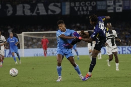 Un pacchetto in hotel per David Neres, ecco come hanno provato a rincuorare il brasiliano