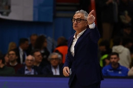 Napoli Basket, domani arriva Trapani prima in classifica! Valli: La stagione pu&ograve; finire in modo miracoloso
