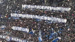Striscione Curva A e B: Chi non lotta per qualcosa ha gi&agrave; comunque perso&hellip;avanti Napoli! | FOTO